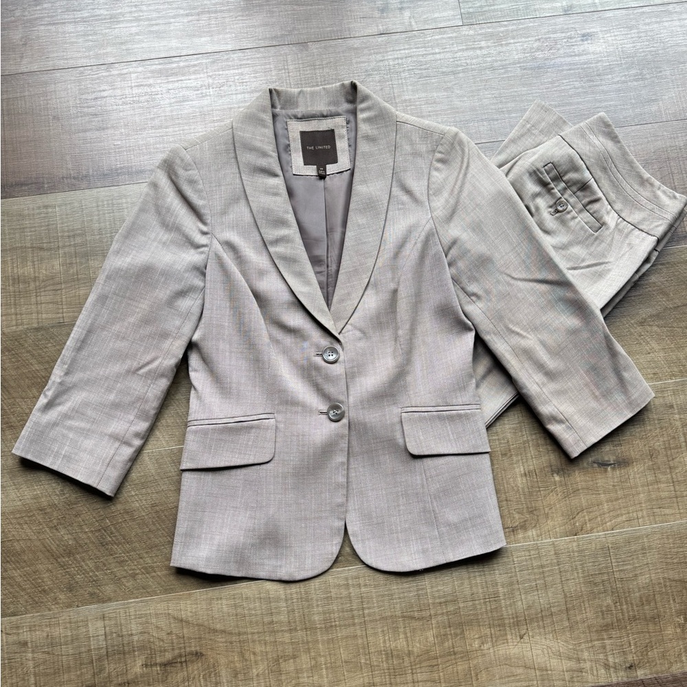 The Limited Stone/Beige Tweed Suit with Notched Lapels and Structured Shoulders